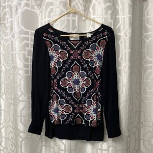 Black Long Sleeve Blouse with Rounded Neckline and Graphic Design